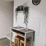 Les Chats Pitres Maison Au Calme Rénovée Avec Jardin, Terrasse Aménagée, Transats, Abri à Vélo, Parking Gratuit, 5 Mn à Pied Du Centre Proche Des Plages Du Débarquement *