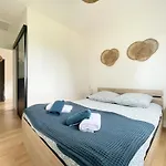 Les Chats Pitres Maison Au Calme Renovee Avec Jardin, Terrasse Amenagee, Transats, Abri A Velo, Parking Gratuit, 5 Mn A Pied Du Centre Proche Des Plages Du Debarquement * Bayeux