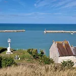 Les Chats Pitres Maison Au Calme Renovee Avec Jardin, Terrasse Amenagee, Transats, Abri A Velo, Parking Gratuit, 5 Mn A Pied Du Centre Proche Des Plages Du Debarquement * Bayeux