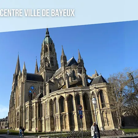 Les Chats Pitres Maison Au Calme Renovee Avec Jardin, Terrasse Amenagee, Transats, Abri A Velo, Parking Gratuit, 5 Mn A Pied Du Centre Proche Des Plages Du Debarquement Дом отдыха