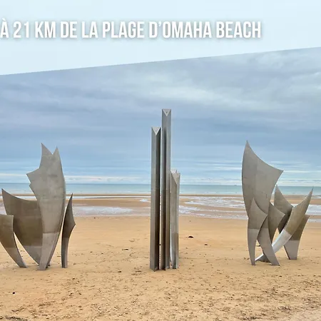 Les Chats Pitres Maison Au Calme Renovee Avec Jardin, Terrasse Amenagee, Transats, Abri A Velo, Parking Gratuit, 5 Mn A Pied Du Centre Proche Des Plages Du Debarquement Дом отдыха