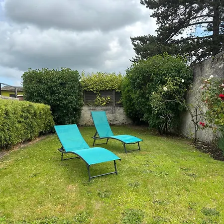 Les Chats Pitres Maison Au Calme Renovee Avec Jardin, Terrasse Amenagee, Transats, Abri A Velo, Parking Gratuit, 5 Mn A Pied Du Centre Proche Des Plages Du Debarquement Ferienhaus *
