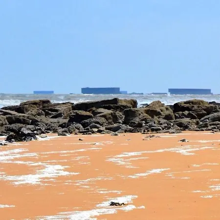 Les Chats Pitres Maison Au Calme Renovee Avec Jardin, Terrasse Amenagee, Transats, Abri A Velo, Parking Gratuit, 5 Mn A Pied Du Centre Proche Des Plages Du Debarquement Байе