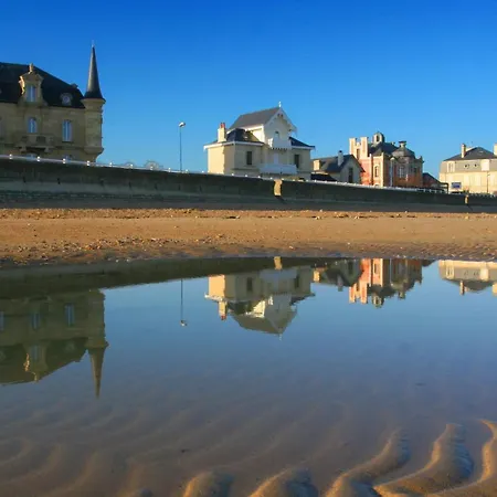 Les Chats Pitres Maison Au Calme Rénovée Avec Jardin, Terrasse Aménagée, Transats, Abri à Vélo, Parking Gratuit, 5 Mn à Pied Du Centre Proche Des Plages Du Débarquement Bayeux