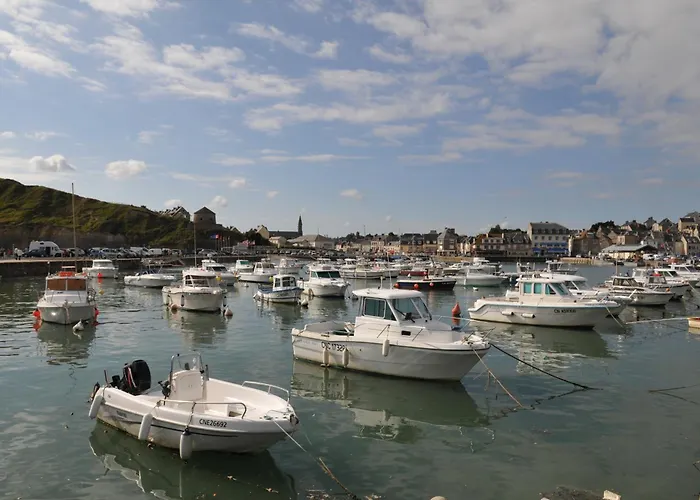 Les Chats Pitres Maison Au Calme Renovee Avec Jardin, Terrasse Amenagee, Transats, Abri A Velo, Parking Gratuit, 5 Mn A Pied Du Centre Proche Des Plages Du Debarquement Holiday home