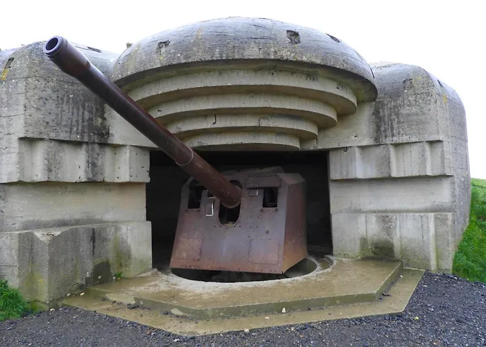 Les Chats Pitres Maison Au Calme Renovee Avec Jardin, Terrasse Amenagee, Transats, Abri A Velo, Parking Gratuit, 5 Mn A Pied Du Centre Proche Des Plages Du Debarquement *